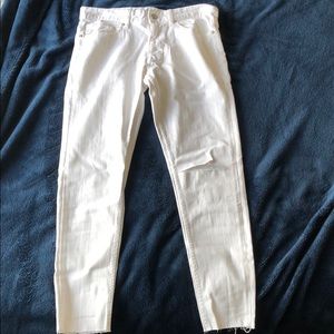 Men’s white distressed skinny stretch jeans